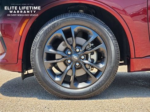Used 2022 Dodge Durango R/T RWD image 8