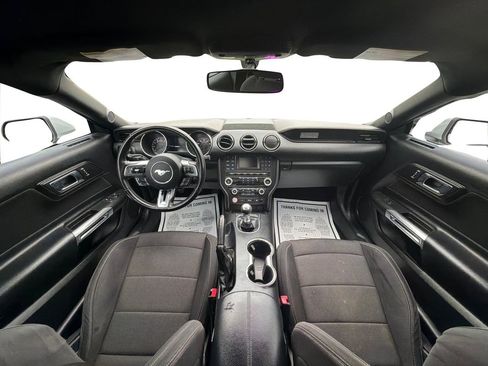 Used 2016 Ford Mustang Coupe RWD image 20