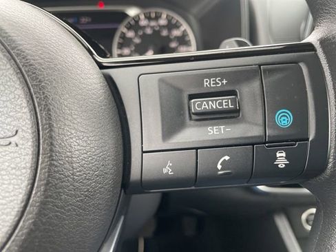 Used 2023 Nissan Rogue SV image 21