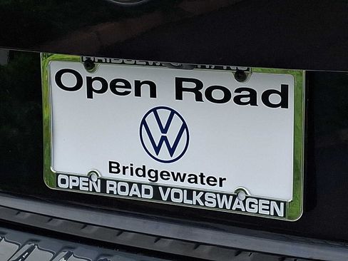 Used 2020 Volkswagen Tiguan SEL AWD/4WD image 30