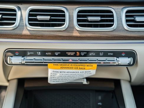 New 2026 Mercedes-Benz GLE 450 4MATIC image 26