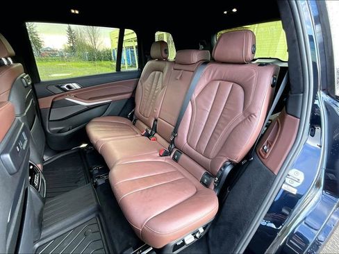 Used 2020 BMW X7 M50i AWD/4WD image 22