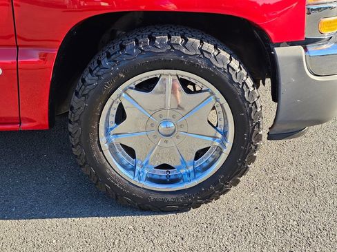 Used 2006 GMC Sierra 1500 W/T RWD image 27