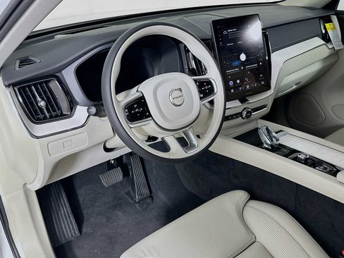 New 2026 Volvo XC60 B5 Ultra w/ Climate Package PRO image 9