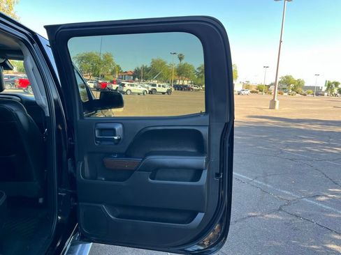 Used 2017 GMC Sierra 1500 Denali image 17