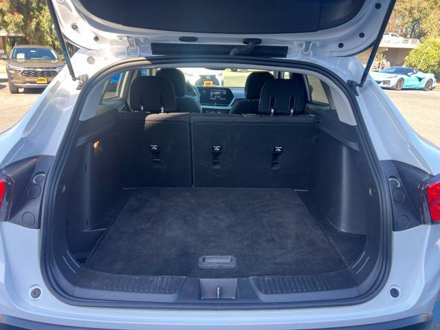 Used 2024 Chevrolet Trax LS FWD image 26