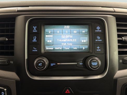 Used 2018 RAM 1500 Express AWD/4WD image 25