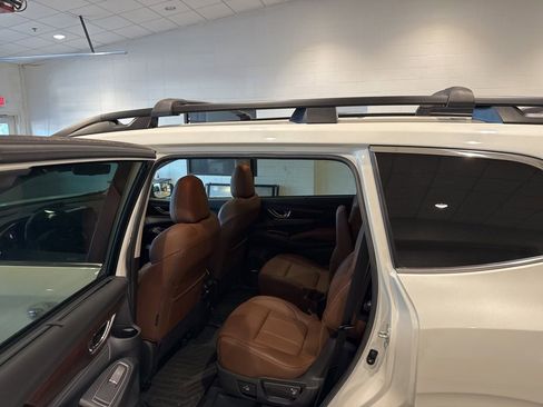 Used 2023 Subaru Ascent Touring AWD/4WD image 19
