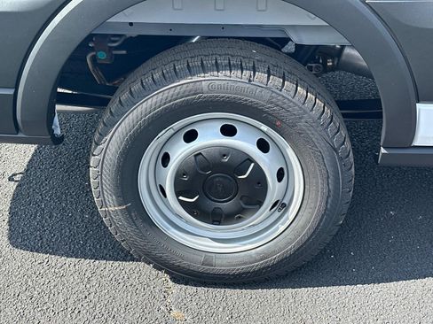 New 2025 Ford Transit 250 148 Medium Roof w/ Load Area Protection Package image 43