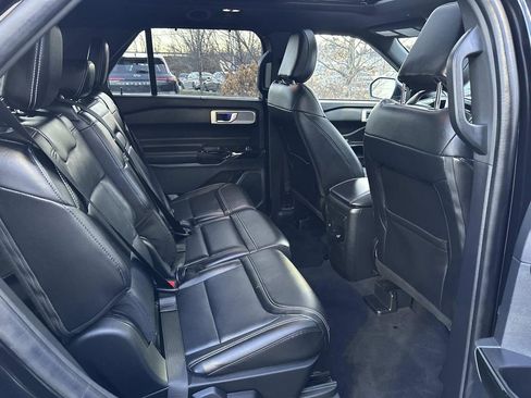 Used 2022 Ford Explorer ST w/ Equipment Group 401A image 35