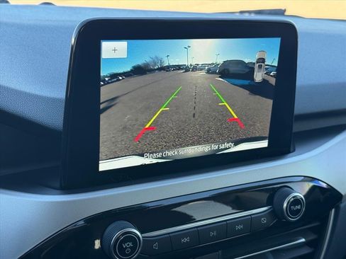 Used 2022 Ford Escape SE image 26