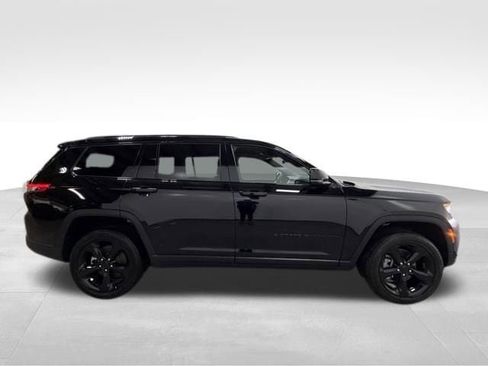 New 2025 Jeep Grand Cherokee L Altitude image 6
