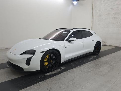 Used 2022 Porsche Taycan GTS AWD/4WD image 3