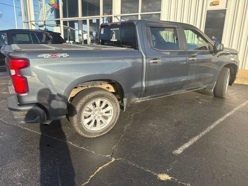 Used 2021 Chevrolet Silverado 1500 Custom AWD/4WD image 9
