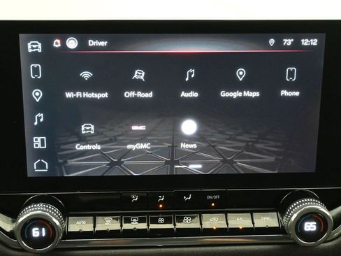Used 2024 GMC Canyon Elevation w/ Convenience Package RWD image 10