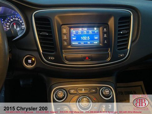 Used 2015 Chrysler 200 Limited w/ Convenience Group FWD image 22