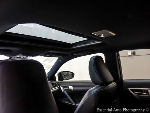 Used 2014 Lexus CT 200h image 12