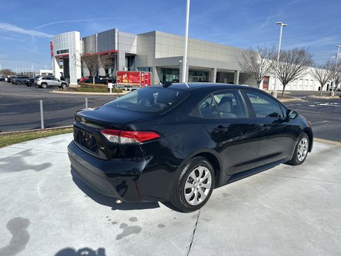 Certified 2024 Toyota Corolla LE image 10