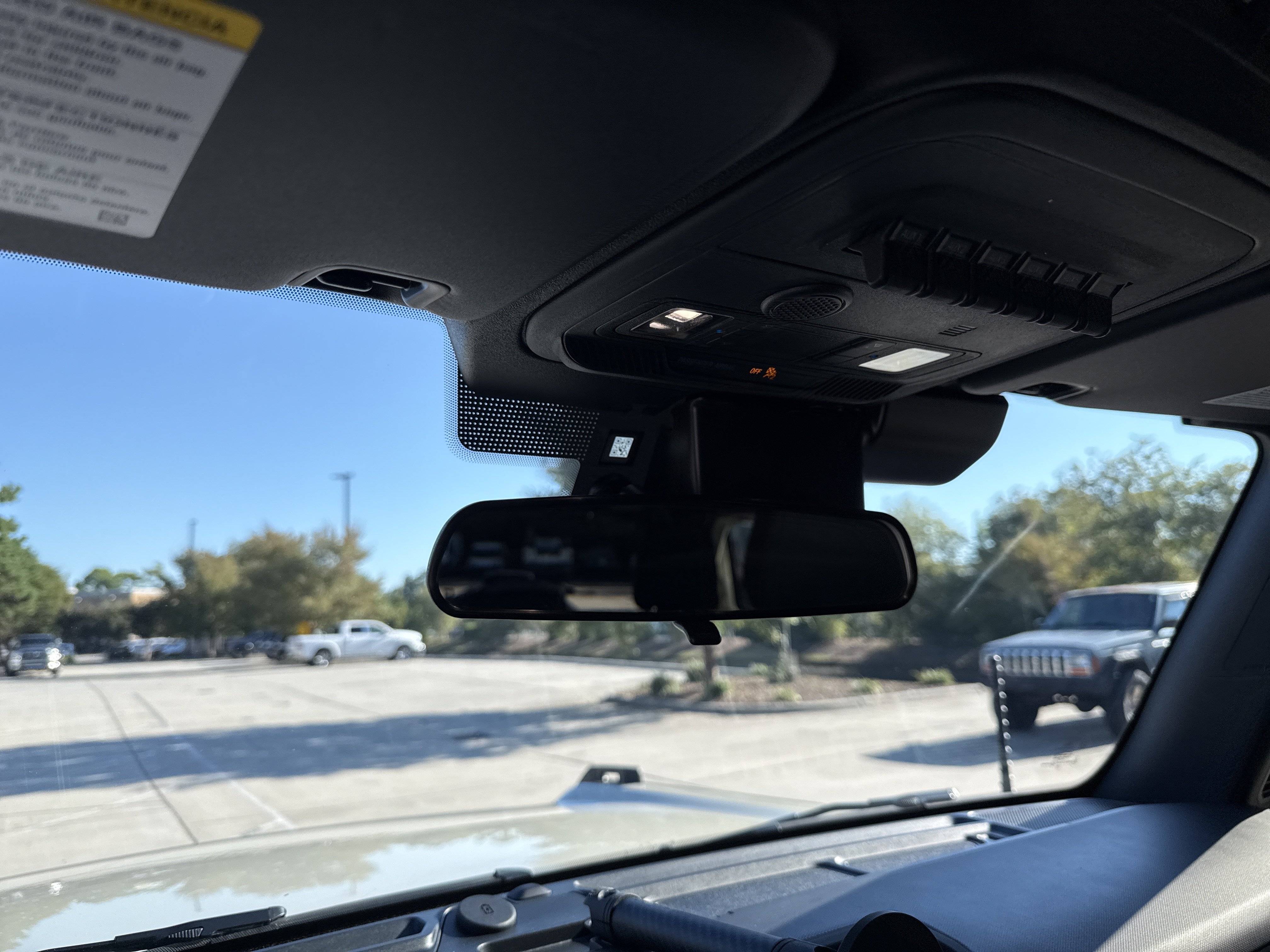 Used 2025 Ford Bronco Badlands AWD/4WD image 14