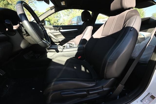 Used 2020 Honda Civic Sport image 7