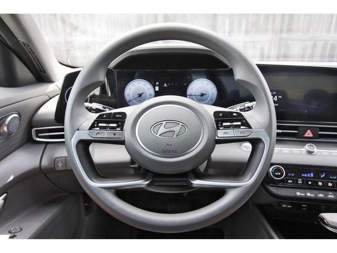 Certified 2024 Hyundai Elantra SEL FWD image 16