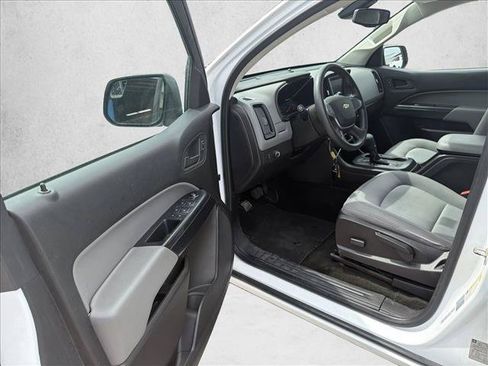 Used 2017 Chevrolet Colorado W/T w/ WT Convenience Package RWD image 9