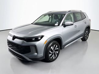 New 2025 Volkswagen Tiguan S video 3