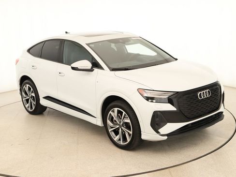 Certified 2023 Audi Q4 e-tron Prestige w/ Black Optic Package AWD/4WD image 42