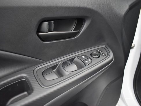 Used 2025 Nissan Versa S w/ Lighting Package image 23