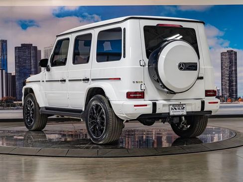Certified 2025 Mercedes-Benz G 550 image 9