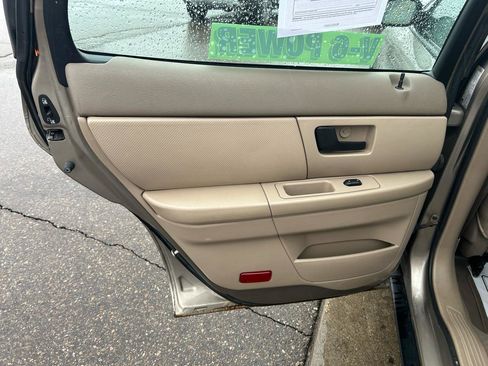 Used 2005 Mercury Sable LS image 13