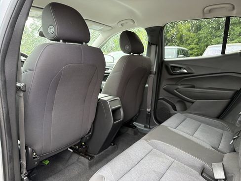 Used 2024 Chevrolet Trax LS w/ Driver Confidence Package FWD image 12