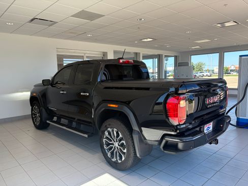 Used 2026 GMC Canyon Denali AWD/4WD image 7
