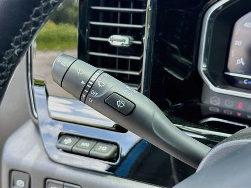 Used 2024 Chevrolet Silverado 1500 ZR2 w/ Technology Package AWD/4WD image 32