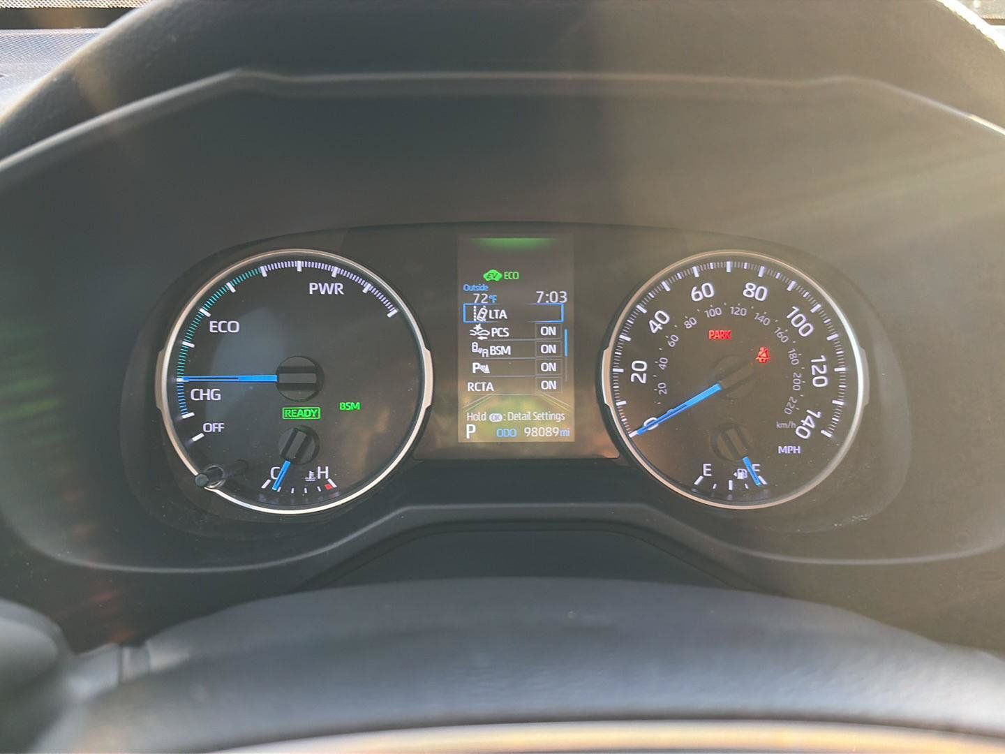Used 2021 Toyota RAV4 XLE Premium AWD/4WD image 7
