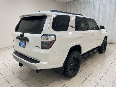 Used 2023 Toyota 4Runner TRD Off-Road Premium image 28