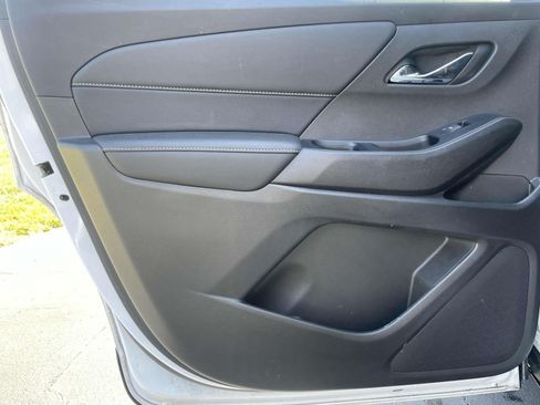 Used 2023 Chevrolet Traverse Premier w/ Redline Edition FWD image 15