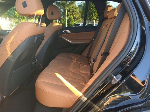 Certified 2023 BMW X5 xDrive40i w/ Premium Package image 15