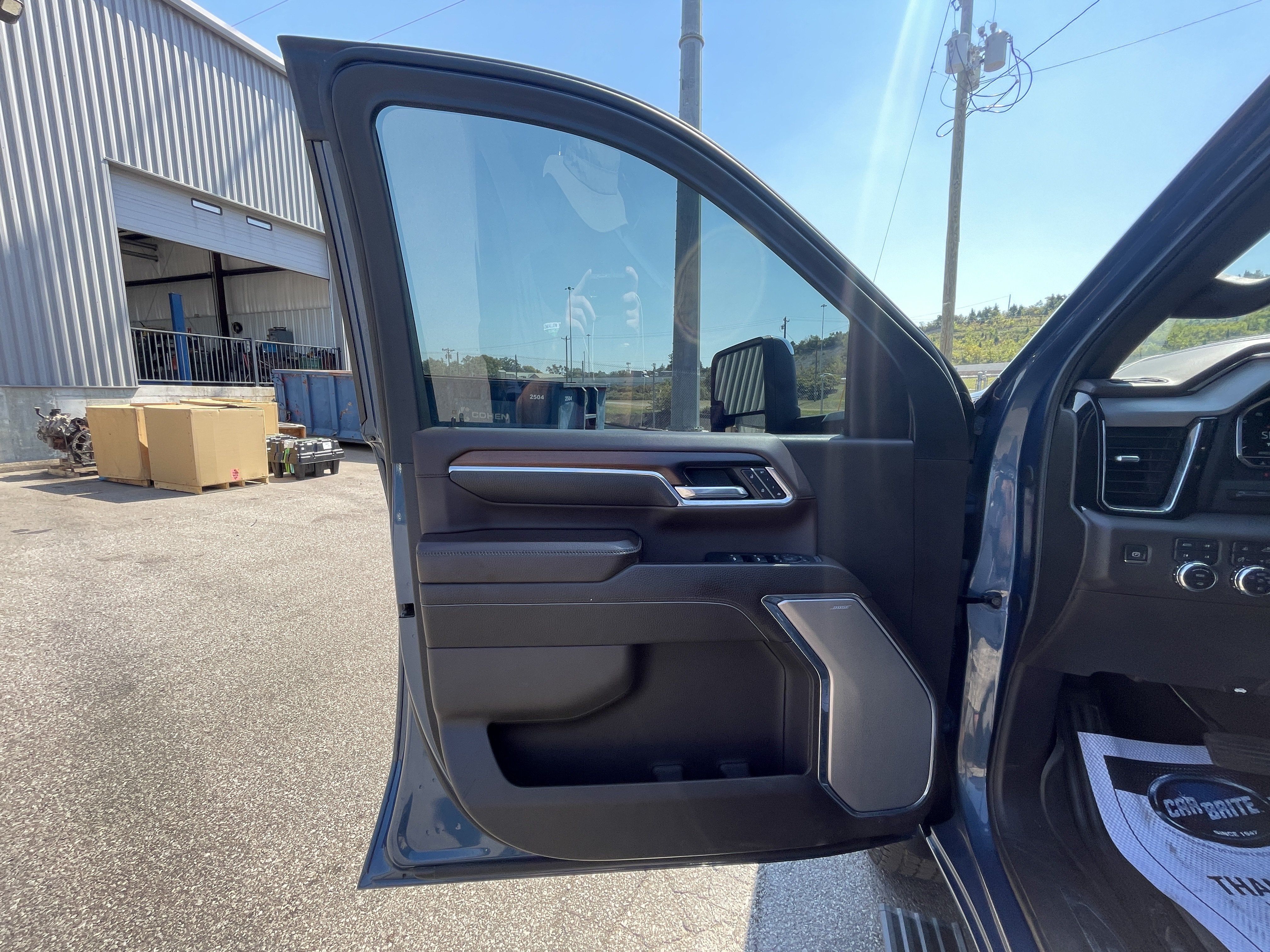Used 2024 GMC Sierra 3500 Denali w/ Denali Reserve Package AWD/4WD image 14