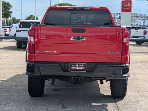 Used 2023 Chevrolet Silverado 1500 ZR2 w/ Technology Package AWD/4WD image 5