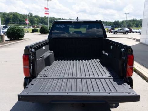 Used 2025 Toyota Tacoma TRD Sport RWD image 14