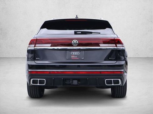 Used 2024 Volkswagen Atlas Cross Sport SEL Premium R-Line AWD/4WD image 8