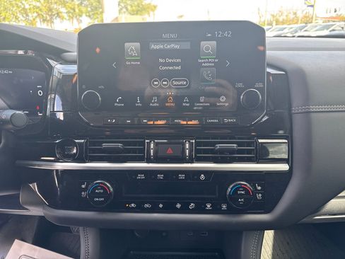 Certified 2025 Nissan Pathfinder Platinum image 20