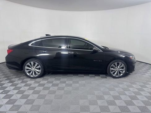 Used 2017 Chevrolet Malibu Premier w/ Premier Sun and Wheel Package image 2