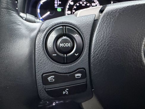 Used 2015 Lexus CT 200h image 19