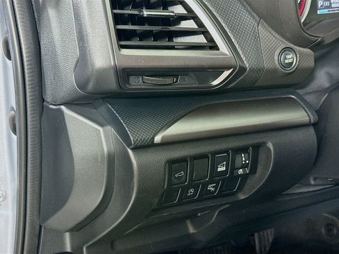 Used 2020 Subaru Forester Premium AWD/4WD image 10