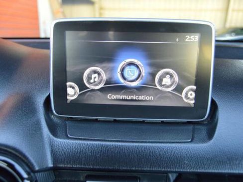 Used 2017 Toyota Yaris iA image 22