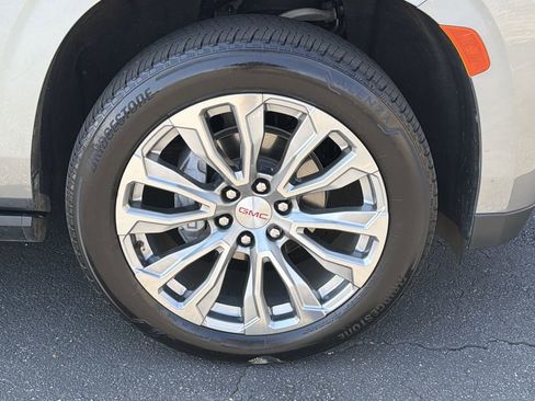 Used 2024 GMC Yukon Denali w/ Max Trailering Package image 12