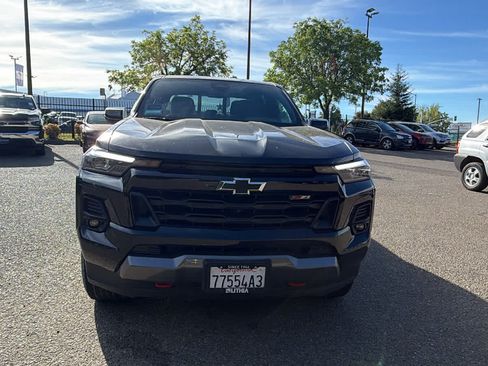 Used 2023 Chevrolet Colorado Z71 w/ Z71 Convenience Package 2 AWD/4WD image 2
