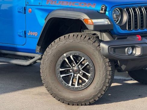 Used 2024 Jeep Wrangler Rubicon w/ XTREMEE 35" Tire Package image 2